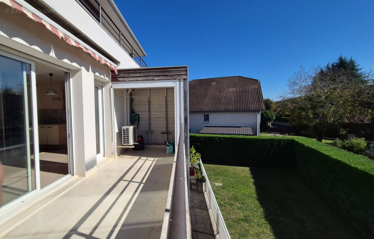 Appartement à BIZANOS