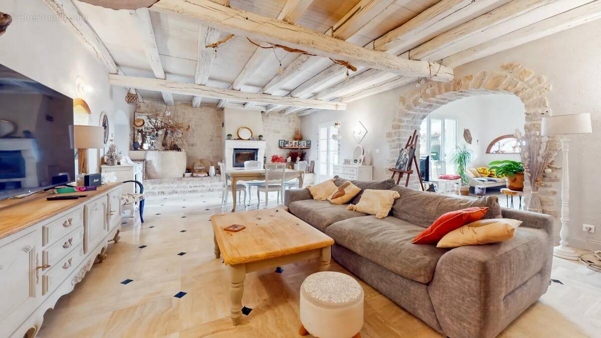 Maison à COULOMBIERS