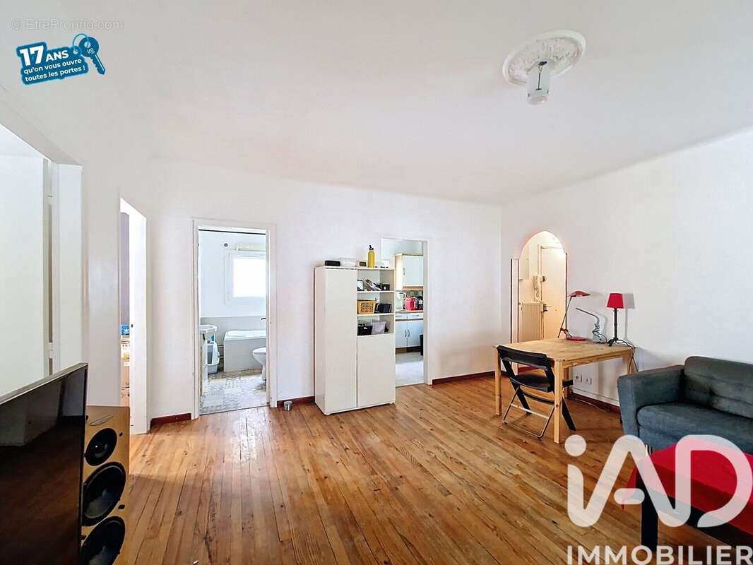 Photo 2 - Appartement à L'ILE-SAINT-DENIS