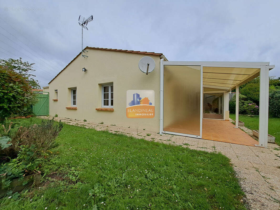 Maison à BOUGUENAIS