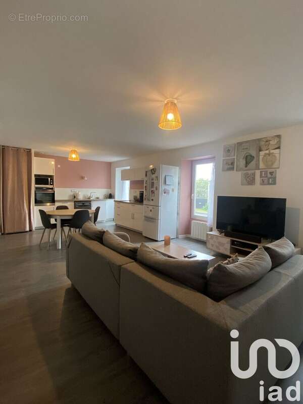 Photo 7 - Maison à VERINES