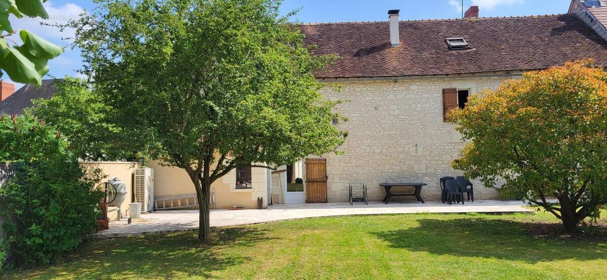 Photo 1 - Maison à COUSSAY-LES-BOIS