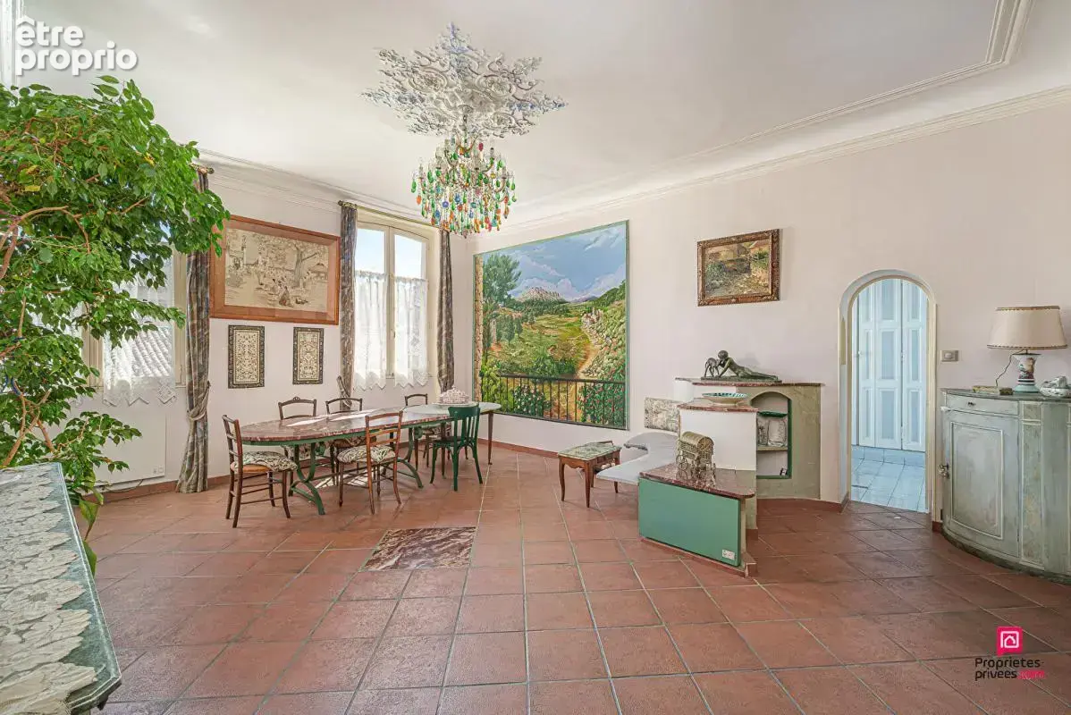 Appartement bourgeois de 226 m² avec réception de 100 m² - photo 8