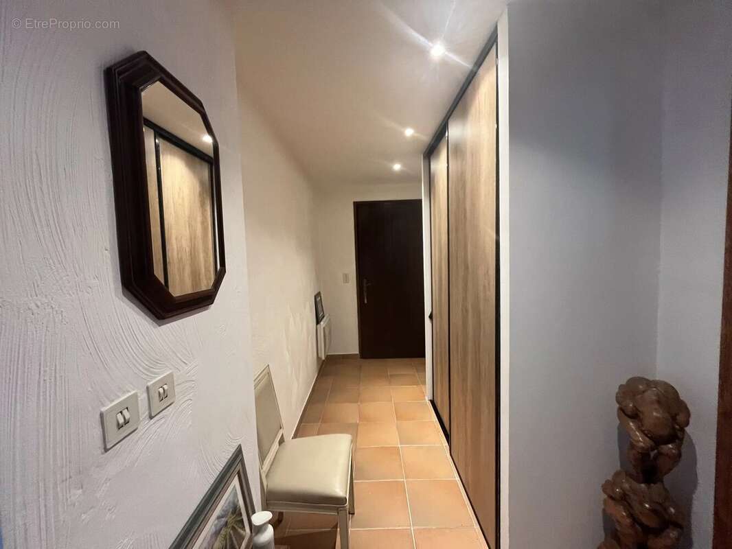 Maison à PLAN-DE-LA-TOUR