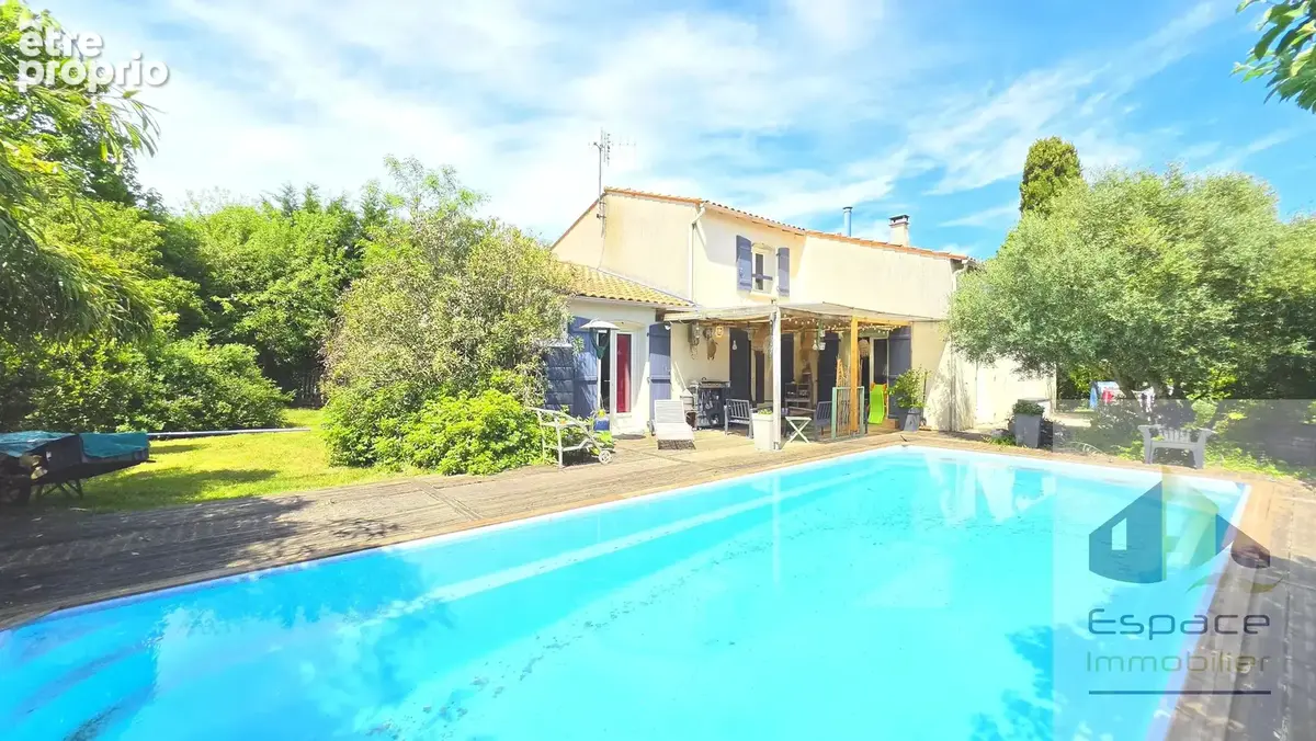 Maison à ROCHEFORT