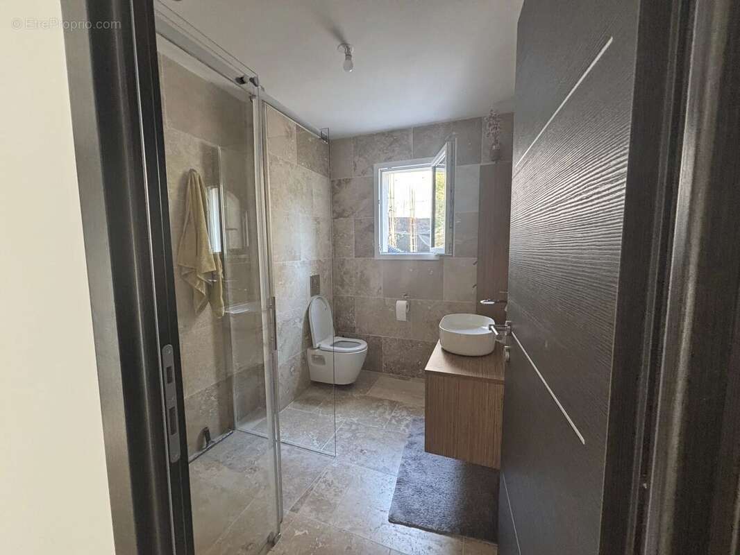 Maison à TOURRETTE-LEVENS