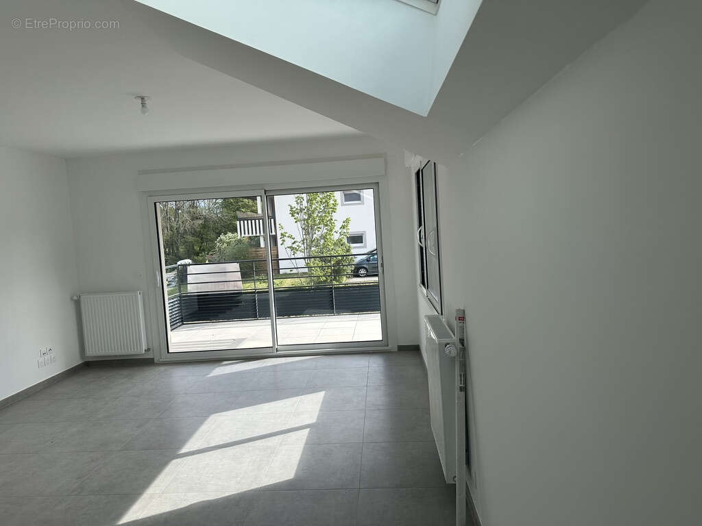 Appartement à REIGNIER