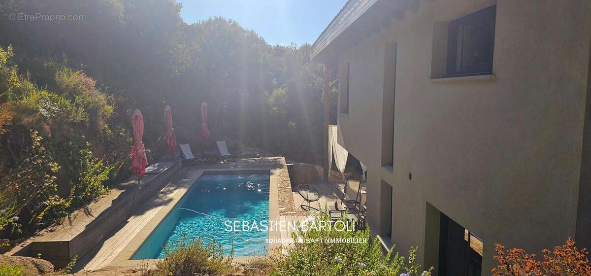 Maison 113 m² à Figari  - photo 3