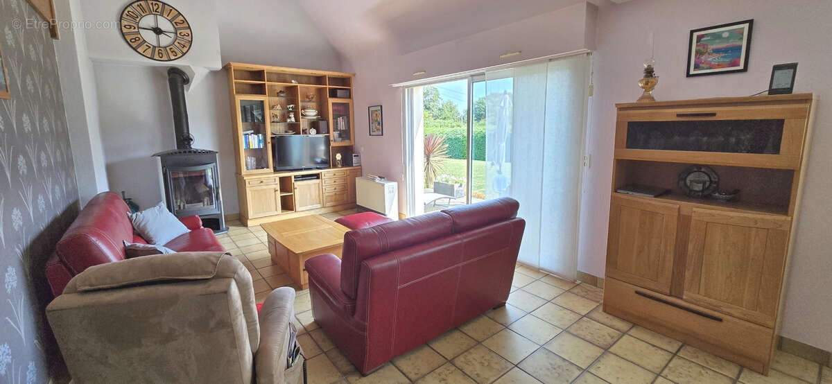 Maison à LOCUNOLE