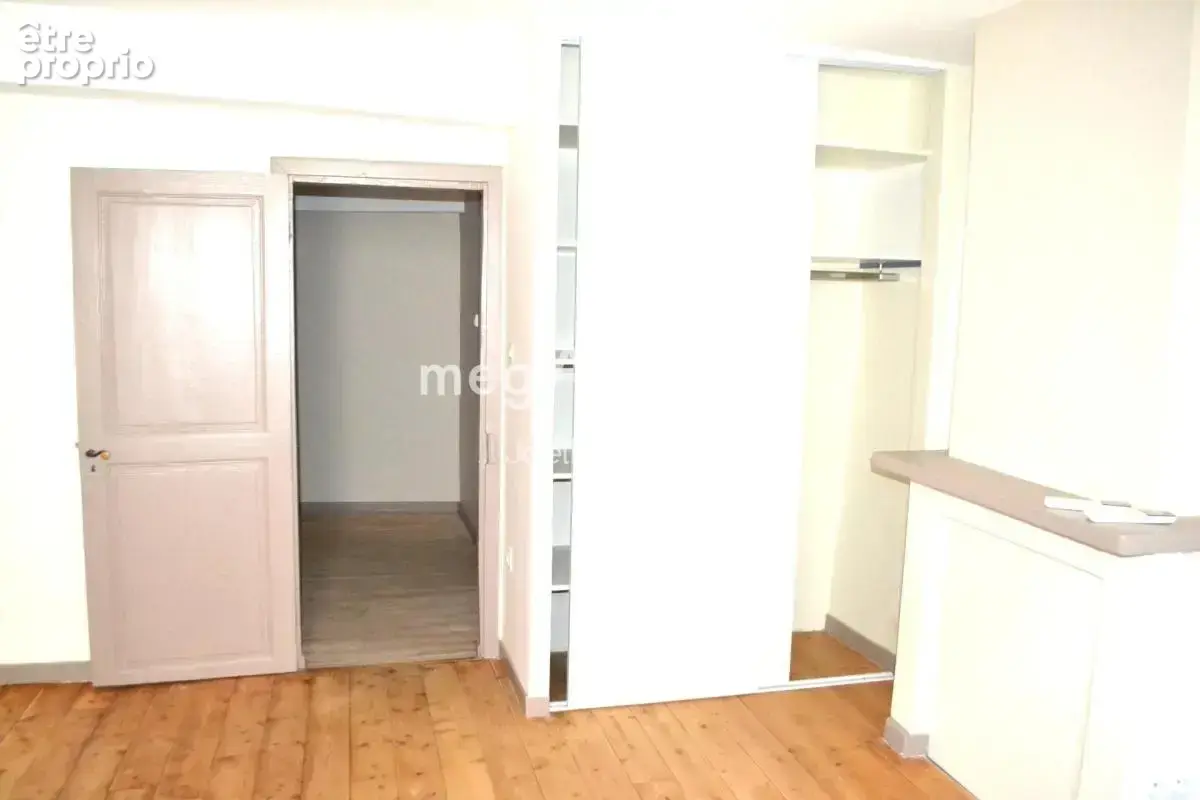 Maison mitoyenne au coeur du village de st denis - photo 6