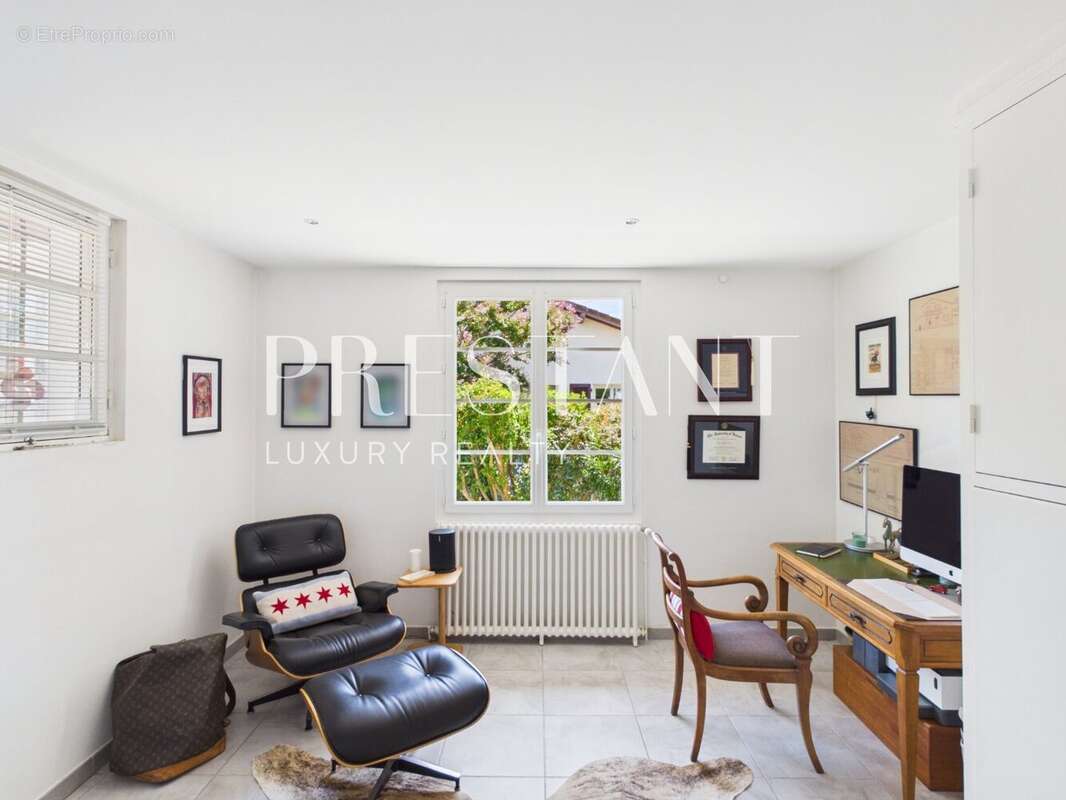 Maison néo-basque avec 6 chambres, quartier Quintaou - photo 7