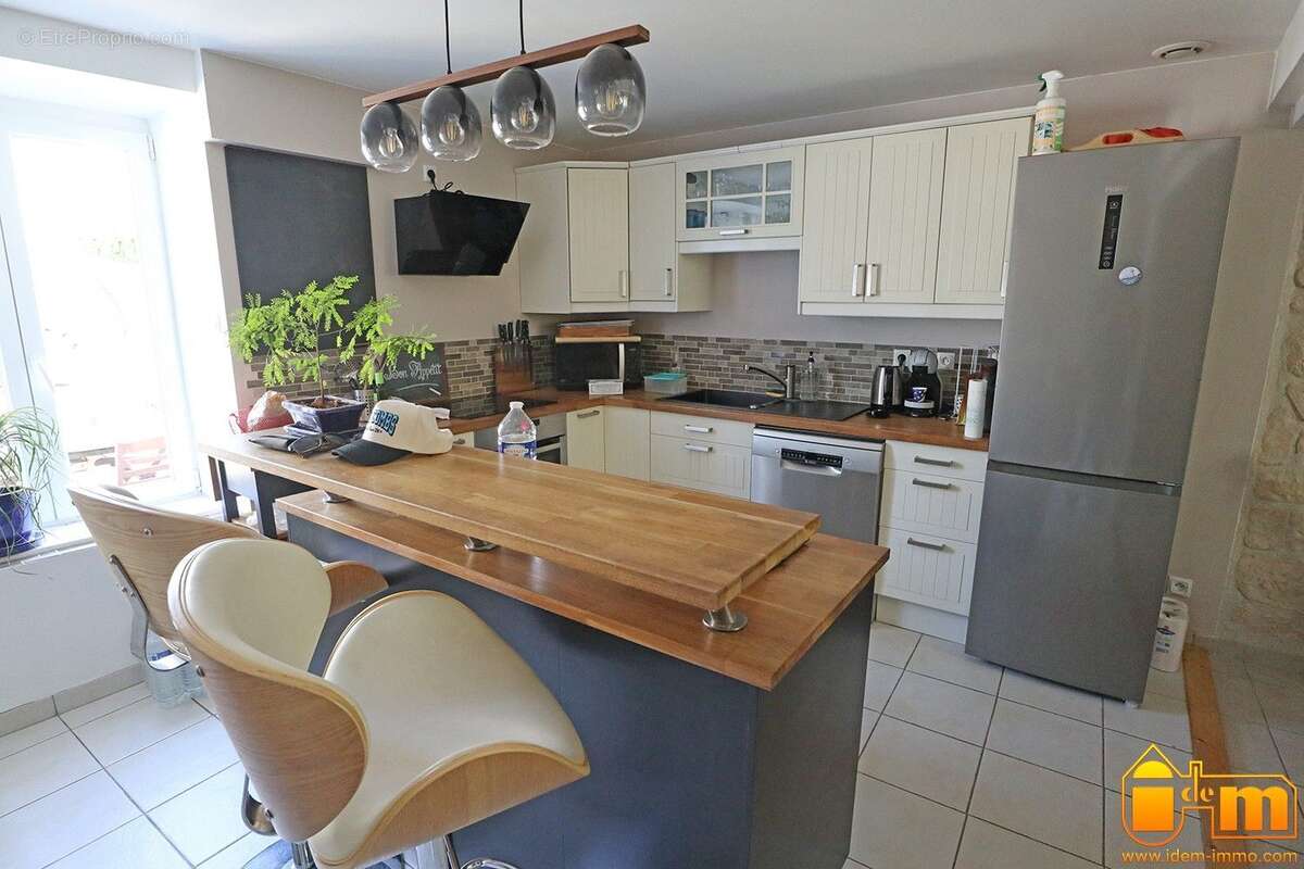 Maison 84 m² à Mereville  - photo 4