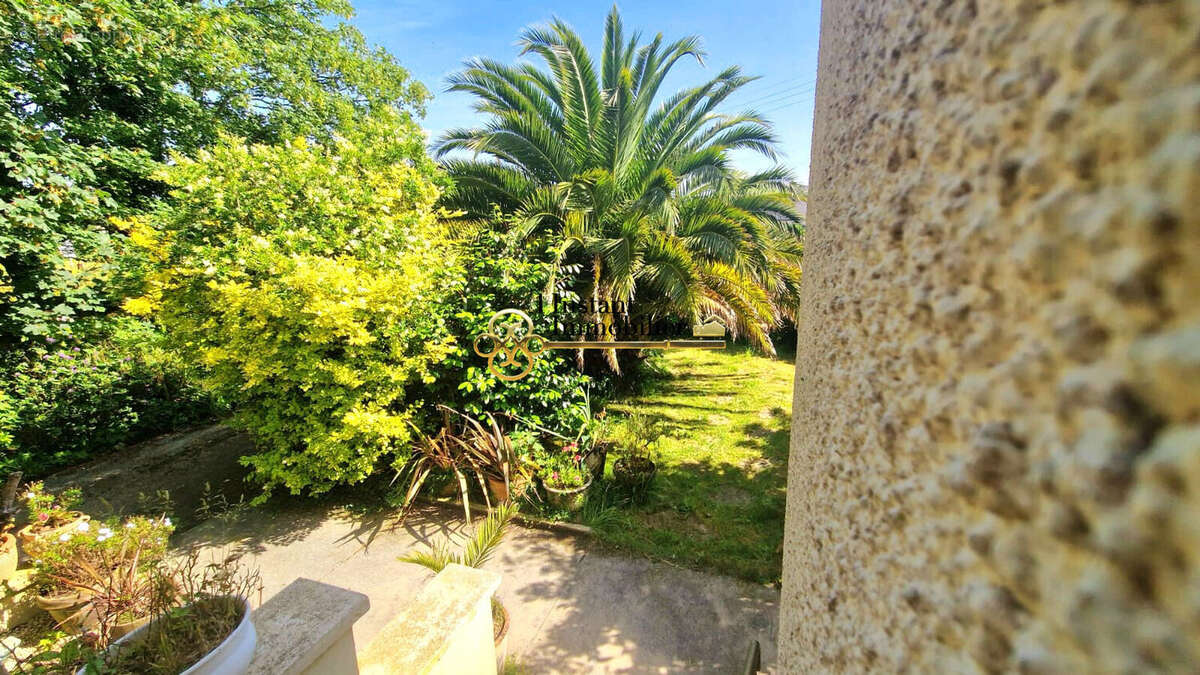 Maison à PLOUGASNOU