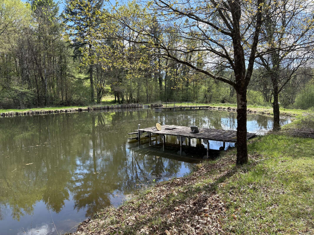 Maison à CHATEAU-CHERVIX