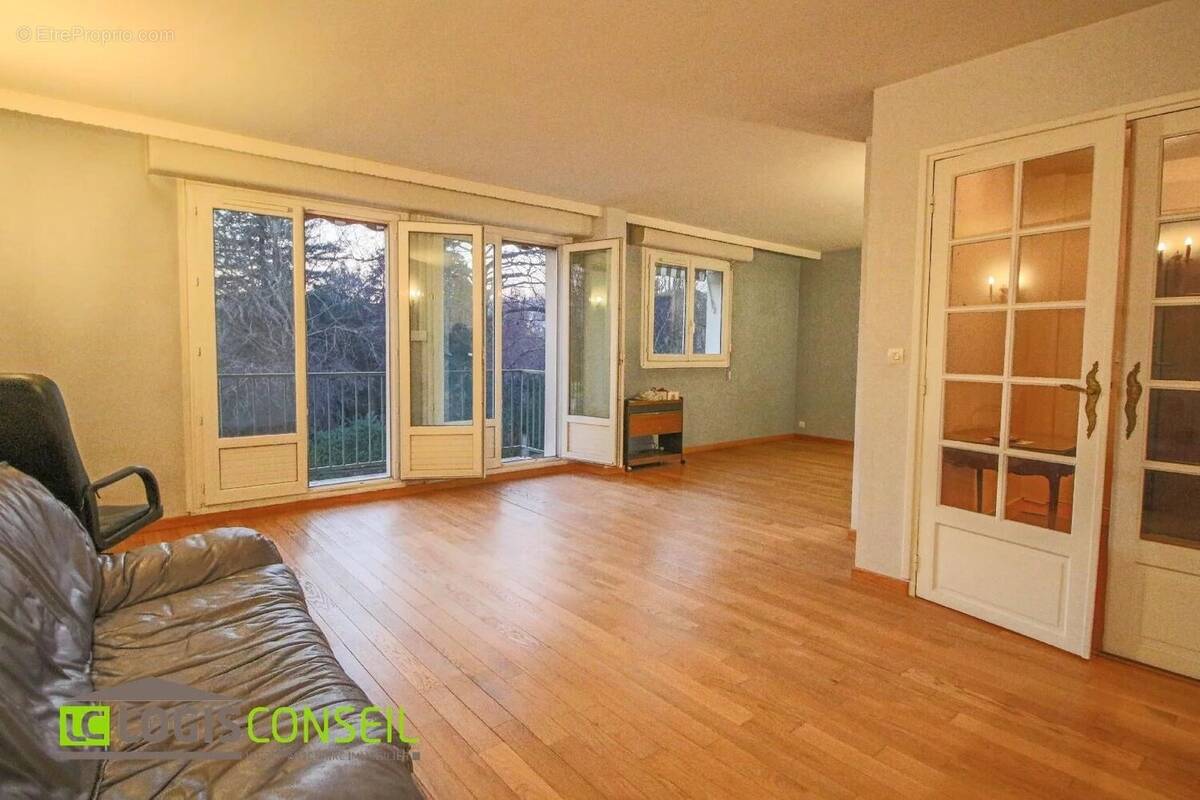 Appartement à CHATENAY-MALABRY