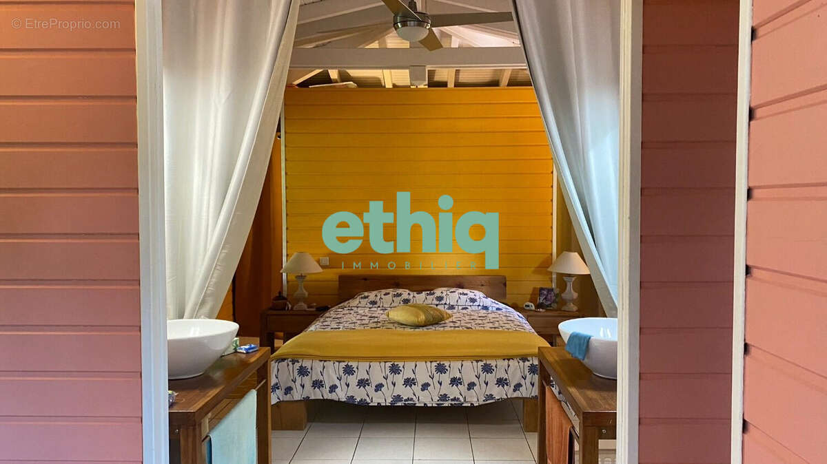 Maison à SAINTE-ANNE