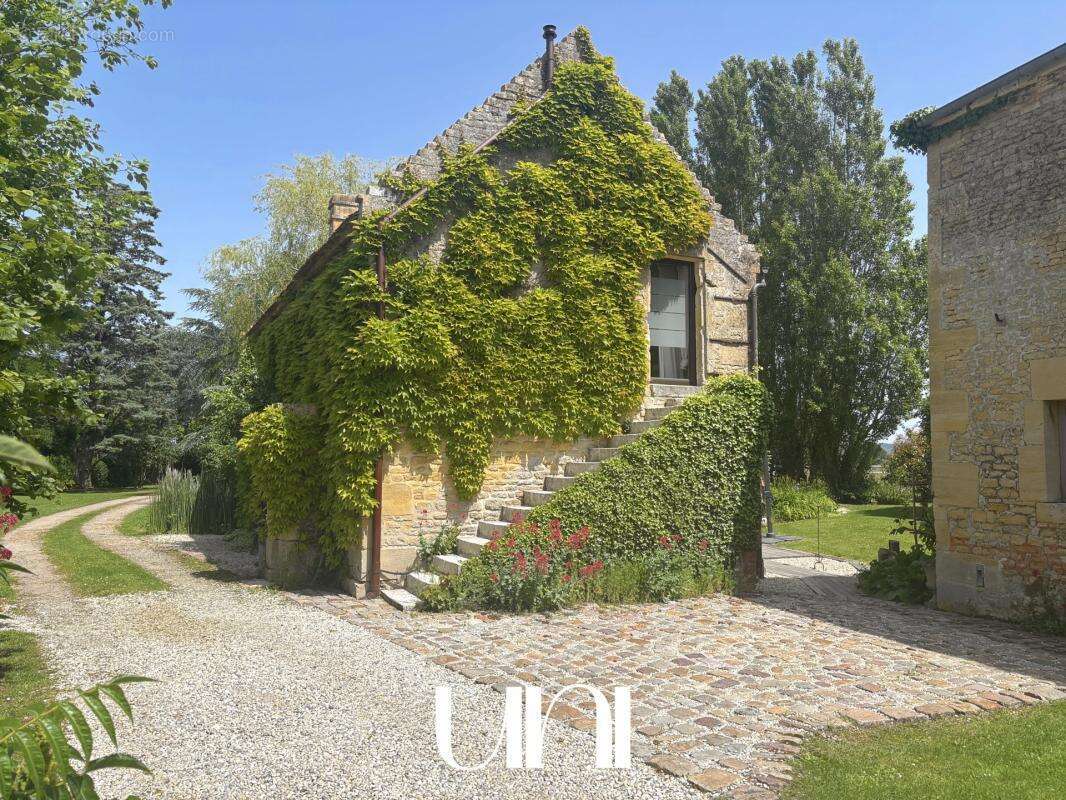 Maison 100 m² à Saint-Pierre-Sur-Dives  - photo 6