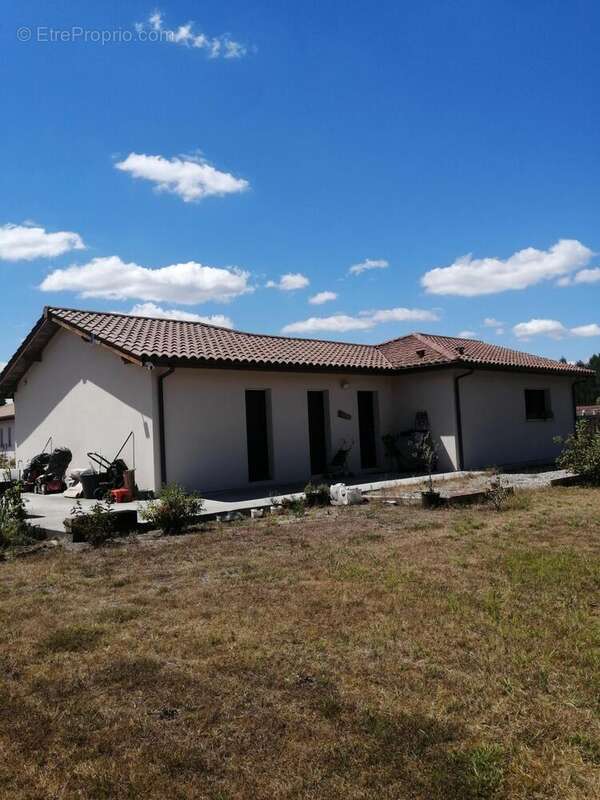 Photo 2 - Maison à LUXEY