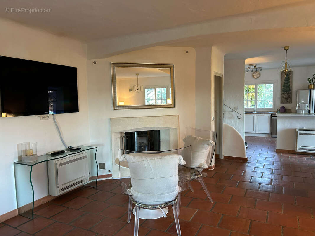 Maison à LE CASTELLET