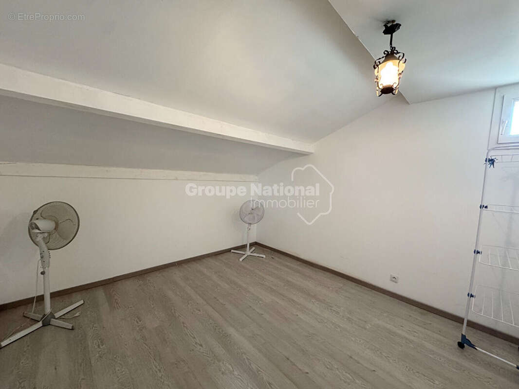 Maison à BAGNOLS-SUR-CEZE