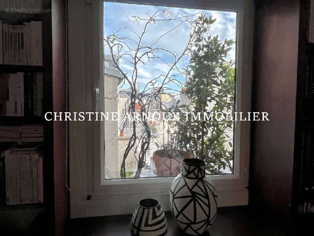 Appartement à PARIS-3E