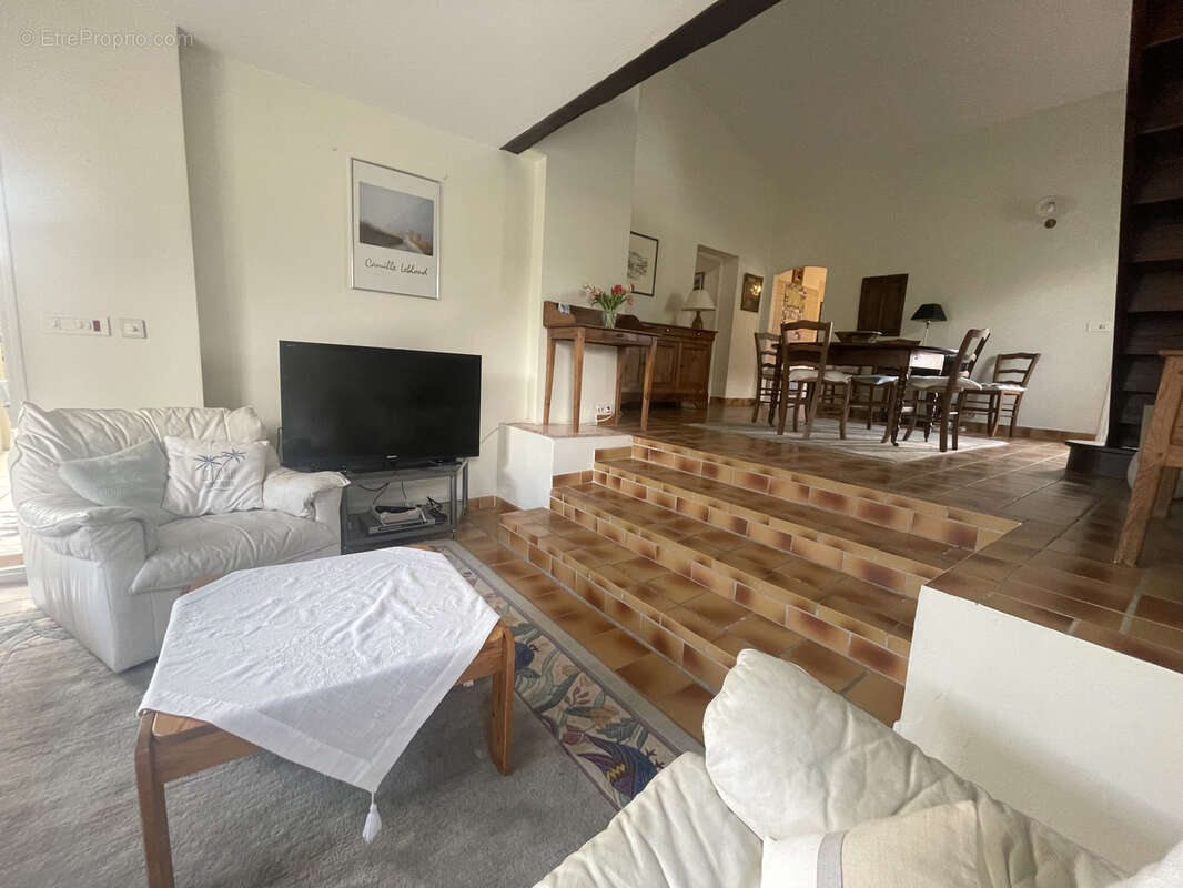 Maison à VAISON-LA-ROMAINE