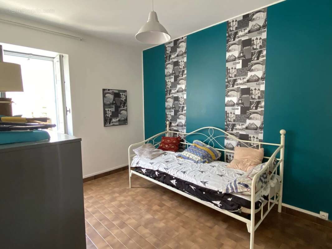 Grande maison de village avec 5 chambres et garage - photo 6