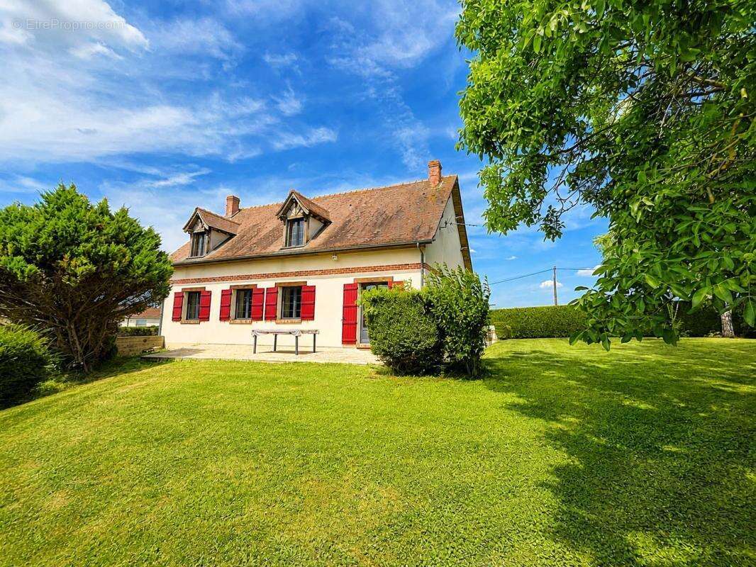 Maison à SAINT-OMER-EN-CHAUSSEE