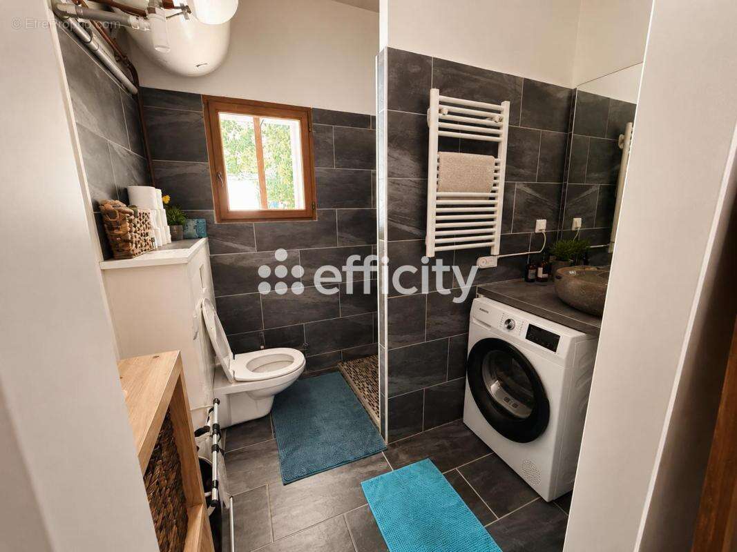 Maison 153 m² à Saint-Maximin-La-Sainte-Baume  - photo 11