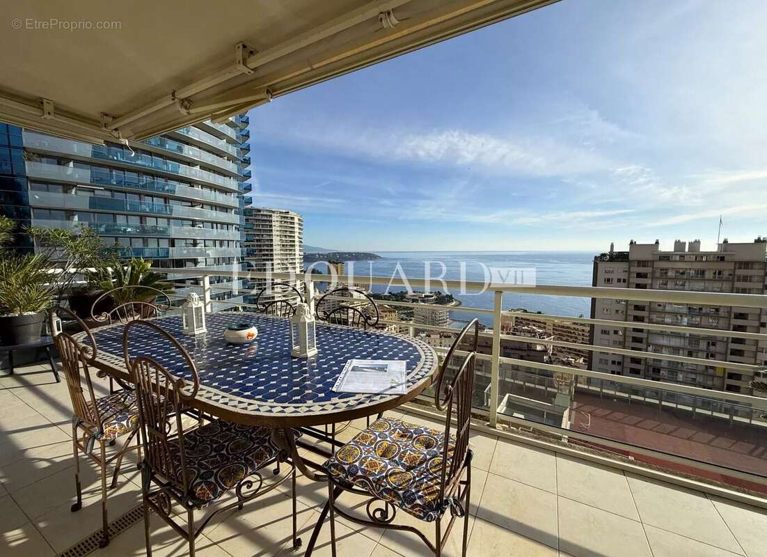 Appartement à BEAUSOLEIL