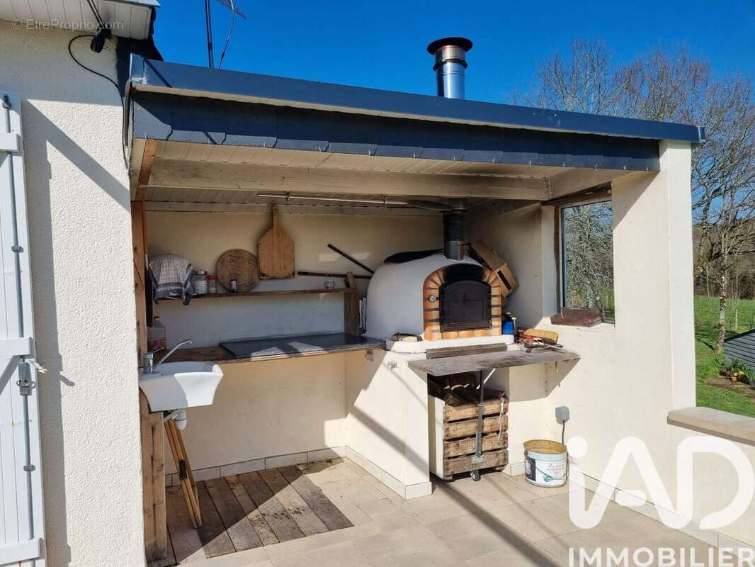 Maison 128 m² à Guern  - photo 3