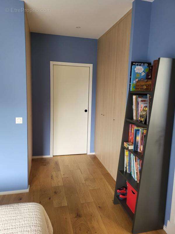 Appartement à MORNANT