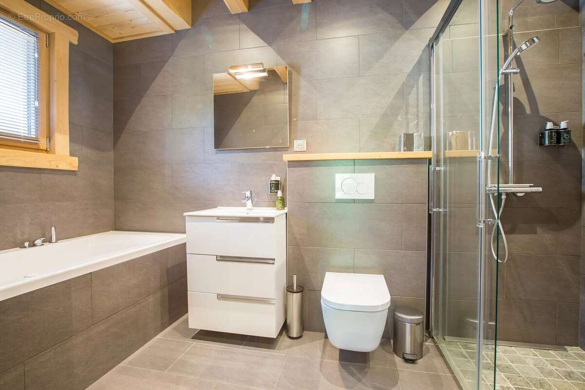 MORZINE – Spacieux chalet 6 chambres avec excellent historique locatif - photo 17