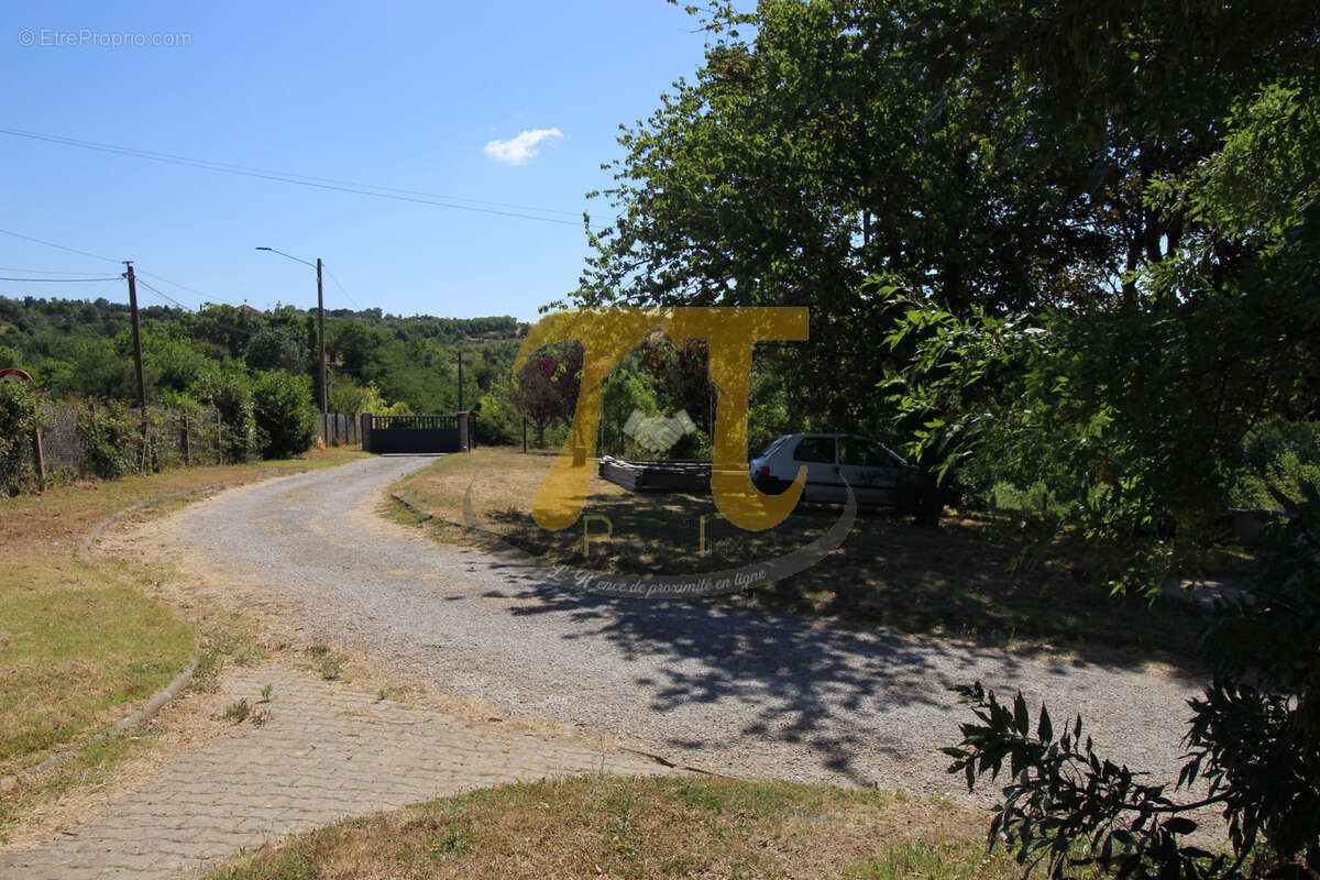 Grande maison familiale proposant 2 logements. - photo 6