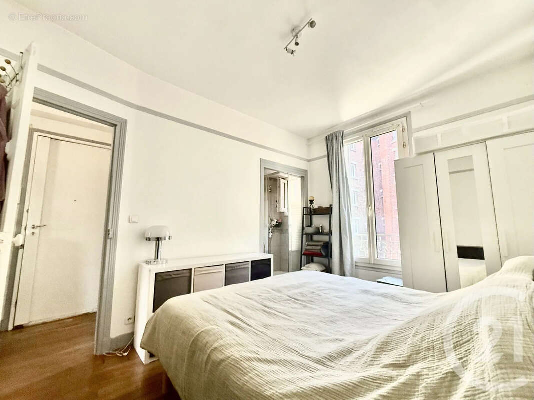 Appartement à CLICHY