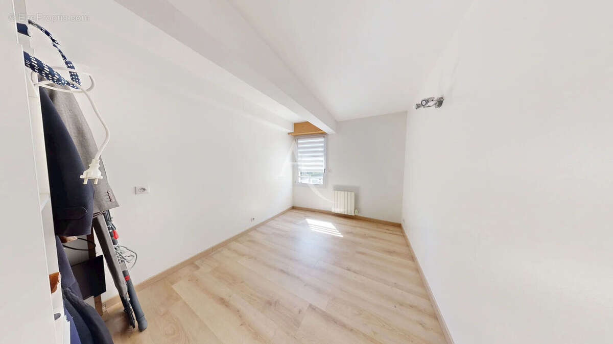 Appartement à MORANGIS