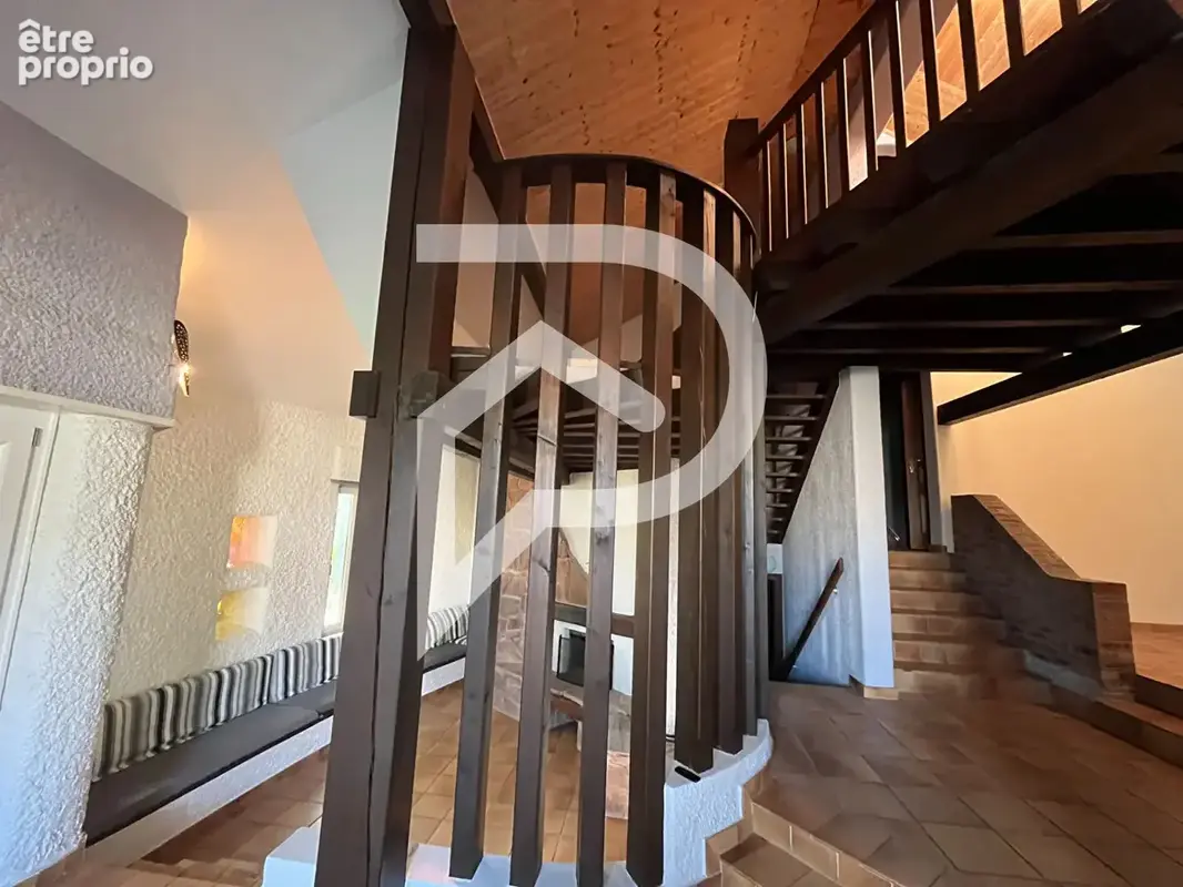 Maison d'architecte 6 pièces 168 m² Sarraltroff - photo 2