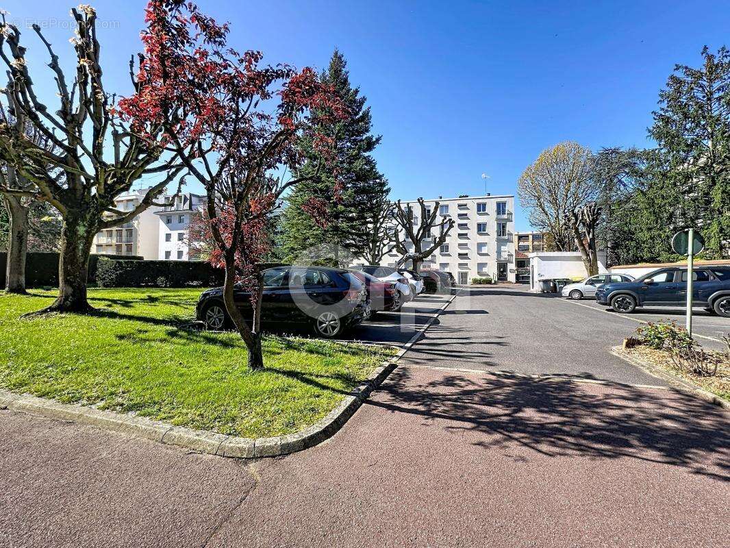 Appartement à NOGENT-SUR-MARNE