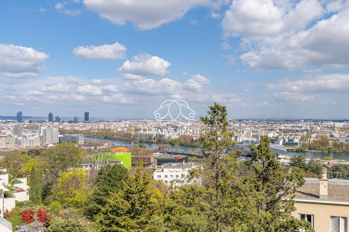 Appartement à LA MULATIERE