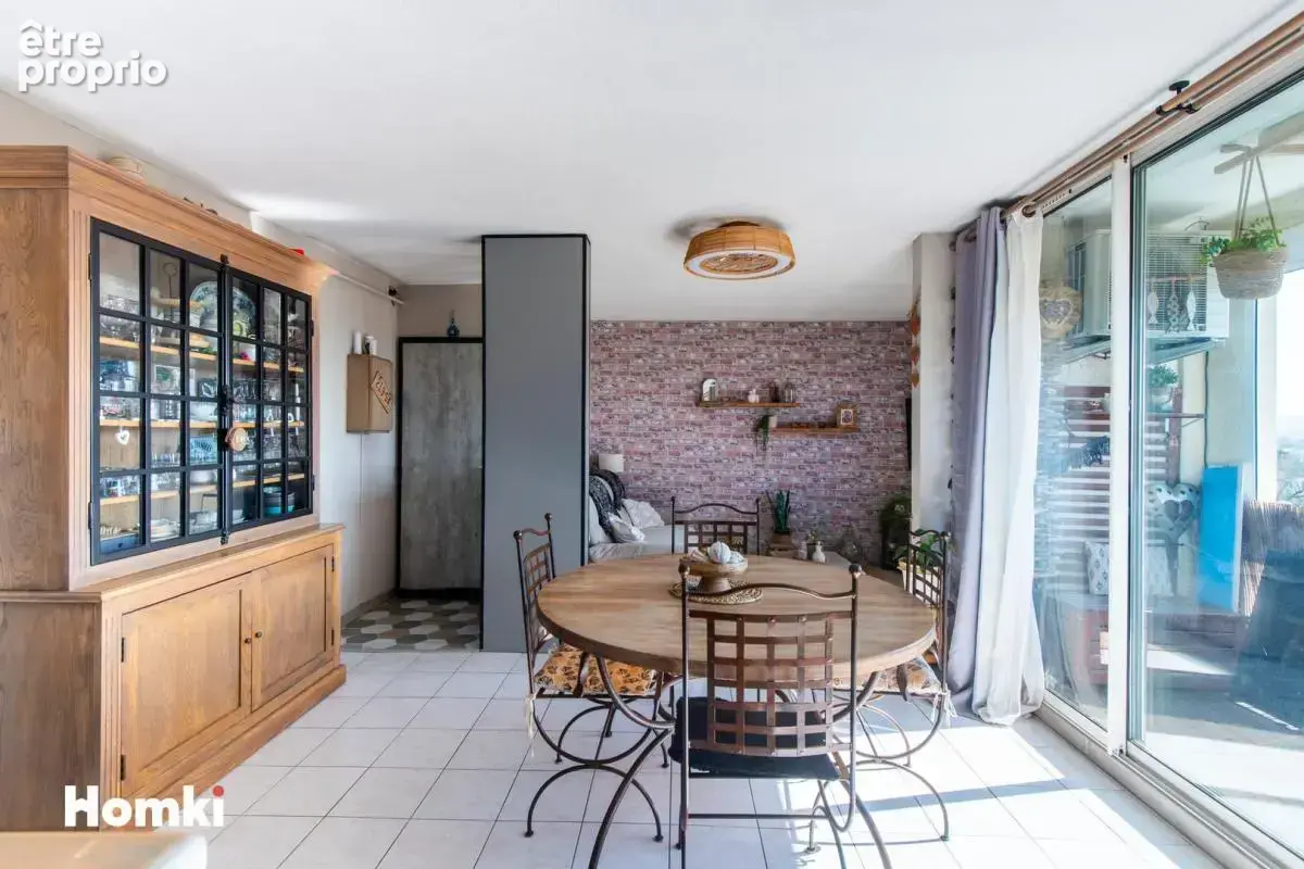 Appartement T4 de 83 m2, Avenue Sainte-Anne - photo 4