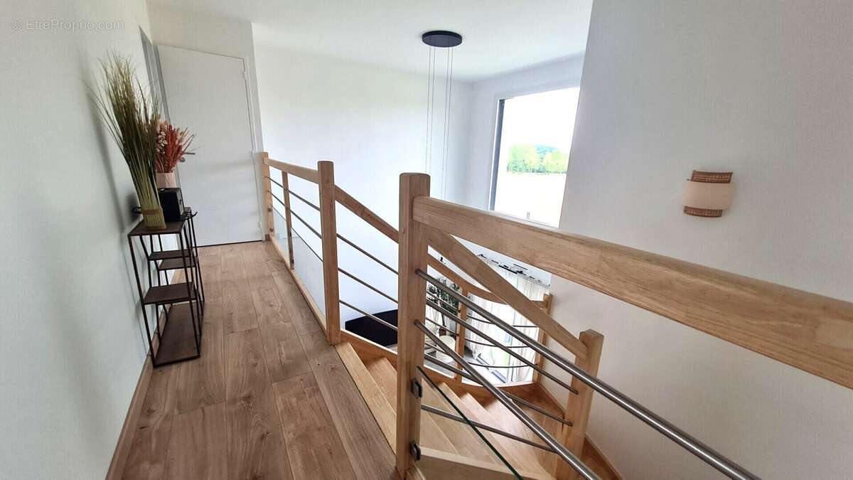 Maison à CHASNE-SUR-ILLET