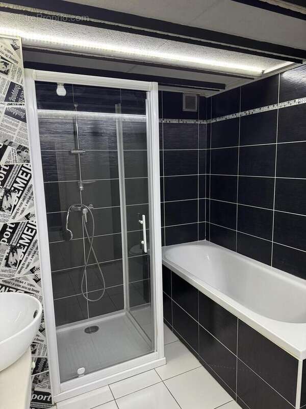 Appartement à HELLEMMES-LILLE