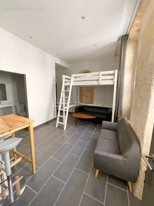 Appartement à BORDEAUX