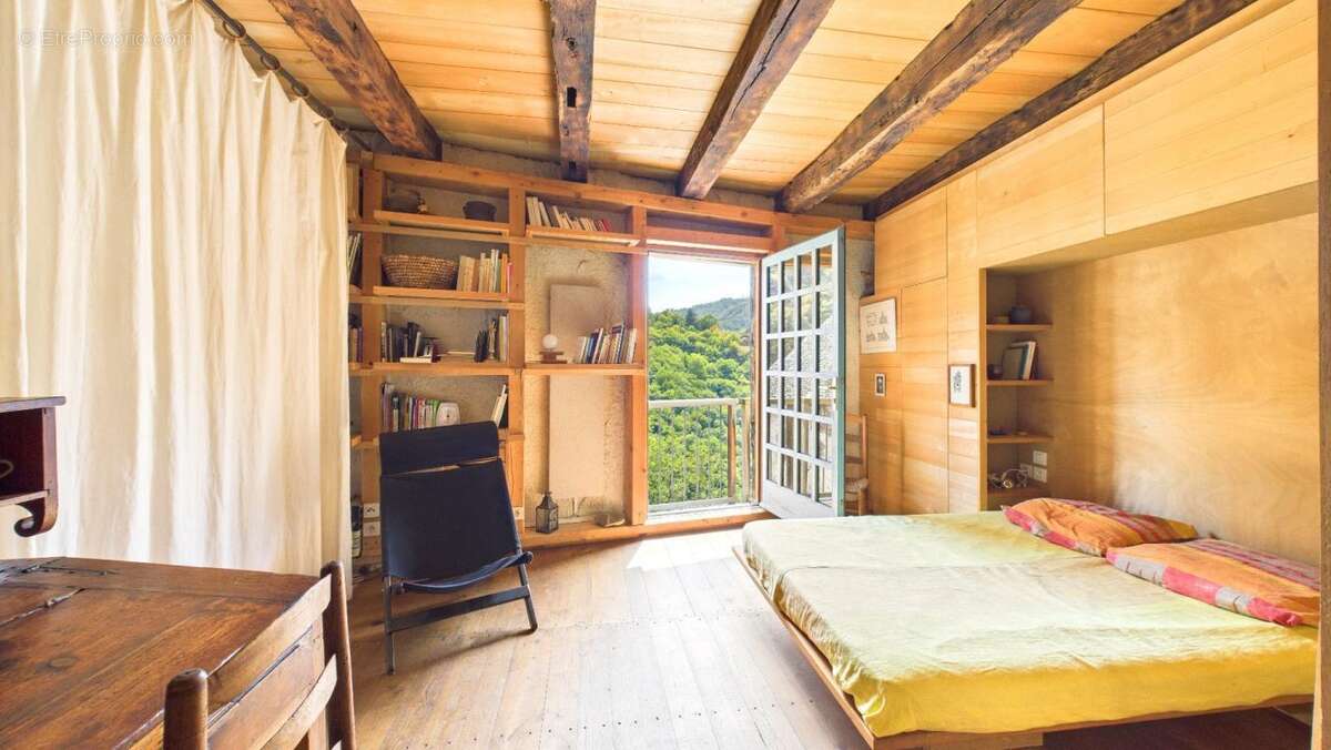 Maison à CONQUES