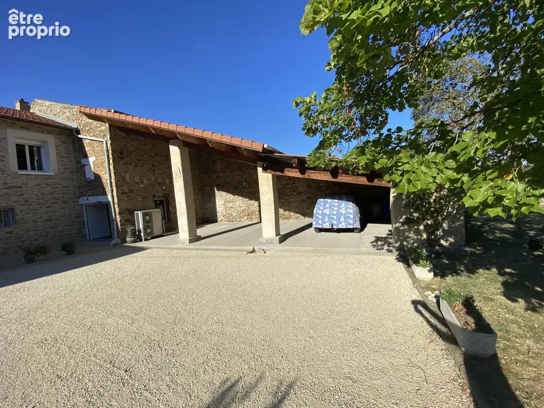 Jolie demeure, ancienne ferme réhabilitée sur 2255m2 - photo 18