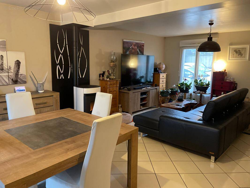 Maison à MAREUIL-LES-MEAUX