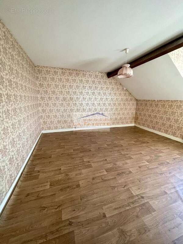 Appartement à DIORS