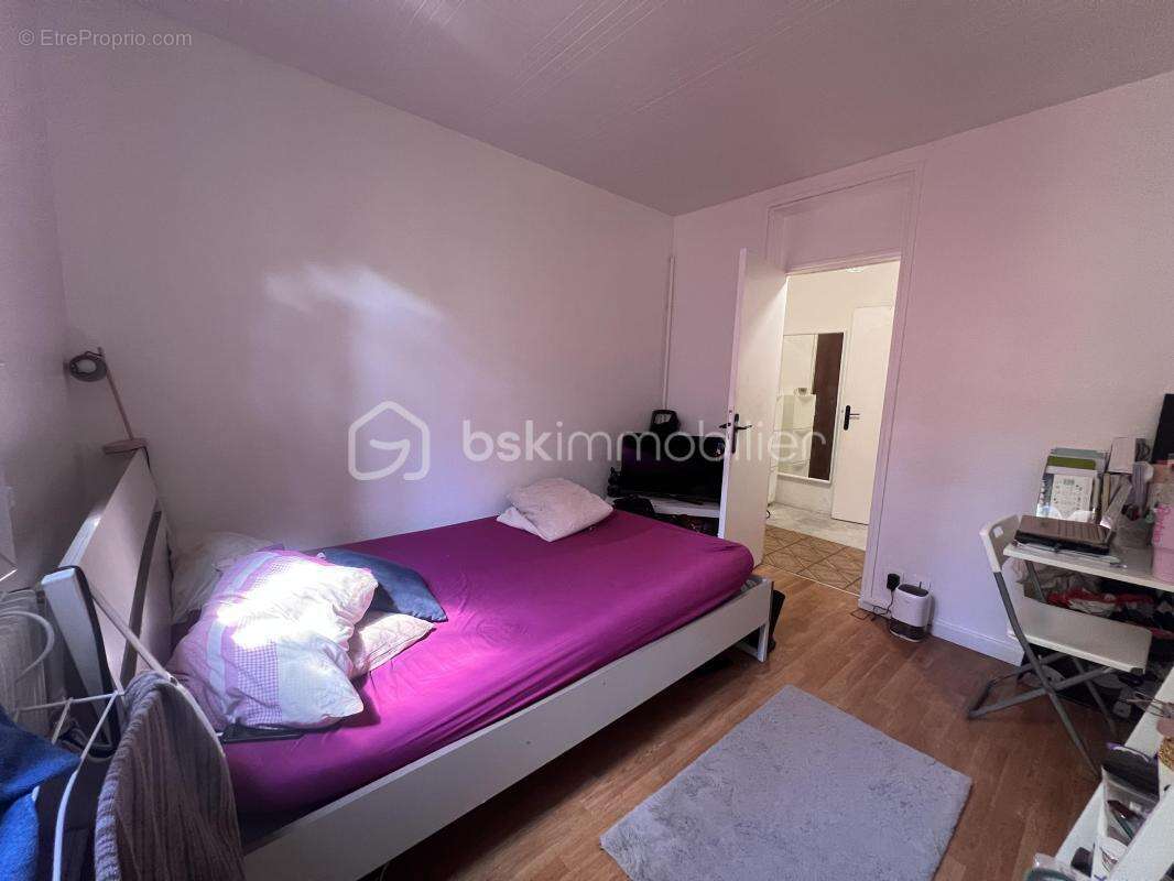 Appartement à SAINTE-GENEVIEVE-DES-BOIS