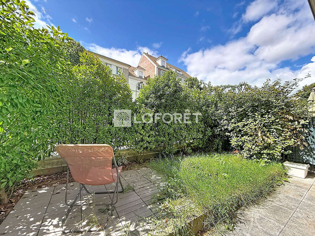 Appartement à LE PLESSIS-ROBINSON