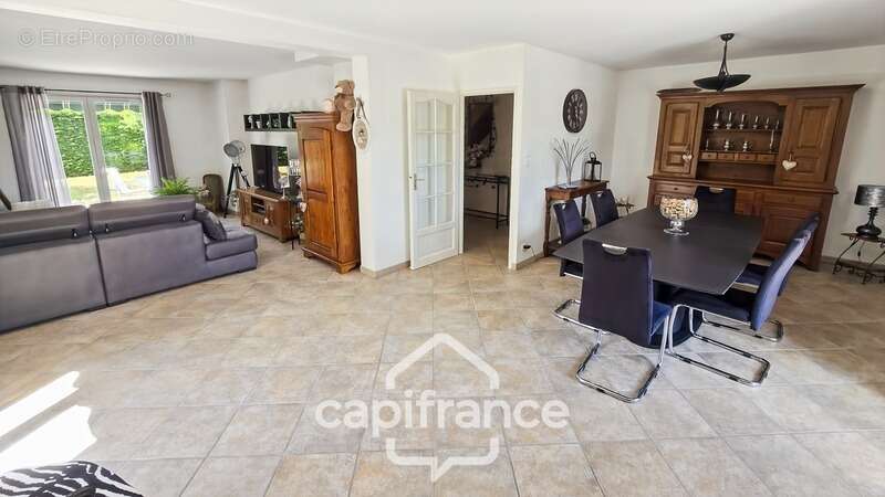 Maison à vendre 6 pièces CHALON SUR SAONE (71) - photo 3